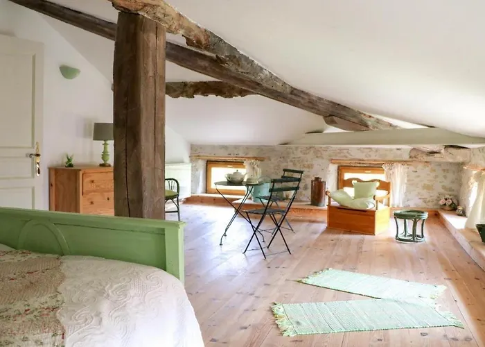 Domaine De Marlas - D'hotes Rieucros