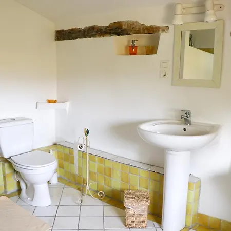 Domaine De Marlas - D'hotes Bed & Breakfast Rieucros