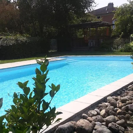 فندق مبيت وإفطار Domaine De Marlas - D'hotes