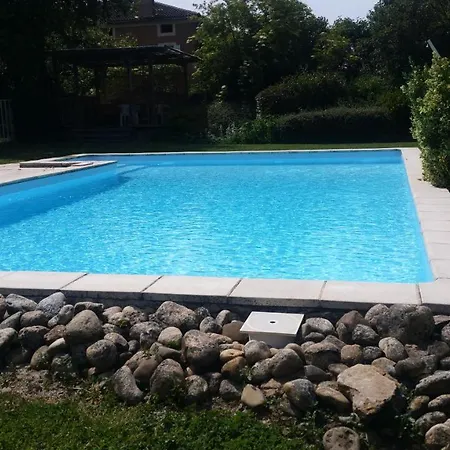 فندق مبيت وإفطار Domaine De Marlas - D'hotes