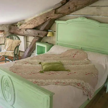 Domaine De Marlas - D'hotes Bed & Breakfast *