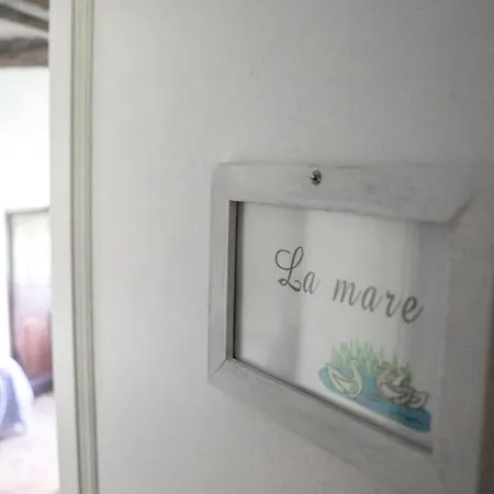 Domaine De Marlas - D'hotes Bed & Breakfast 3*