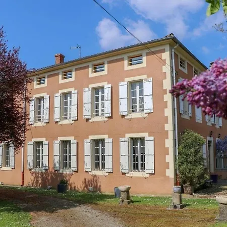 Bed & Breakfast Domaine De Marlas - D'hotes