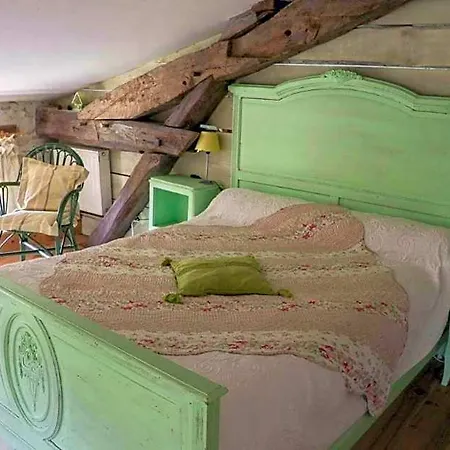 Domaine De Marlas - D'hotes Bed & Breakfast Rieucros