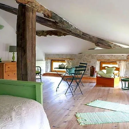 Bed & Breakfast Domaine De Marlas - D'hotes Rieucros