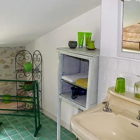 Domaine De Marlas - D'hotes Bed & Breakfast