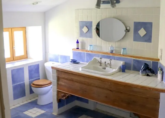 Domaine De Marlas - D'hôtes Rieucros