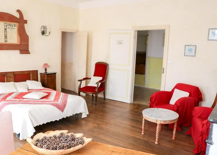 Domaine De Marlas - D'hôtes Rieucros