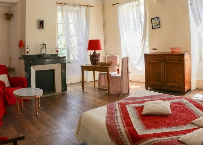 Domaine De Marlas - D'hôtes Rieucros